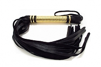 Плеть кожаная черная с золотистой рукоятью (общая длина — 50,0 см)